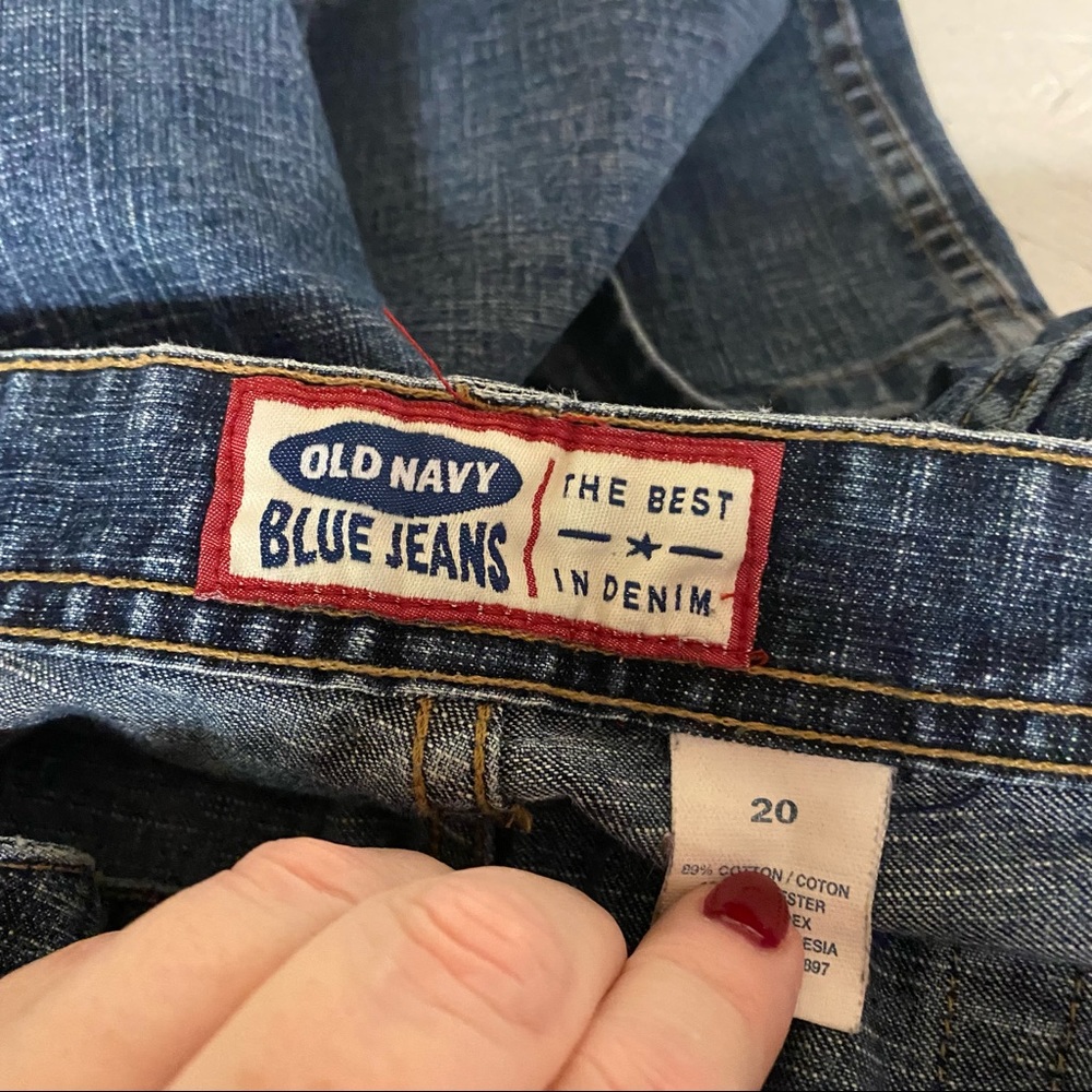 Old Navy Cropped Jeans